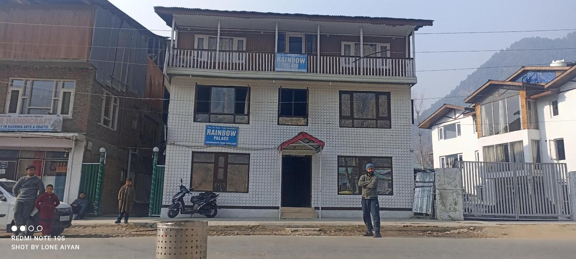 Rainbow Palace Pahalgām Exterior foto